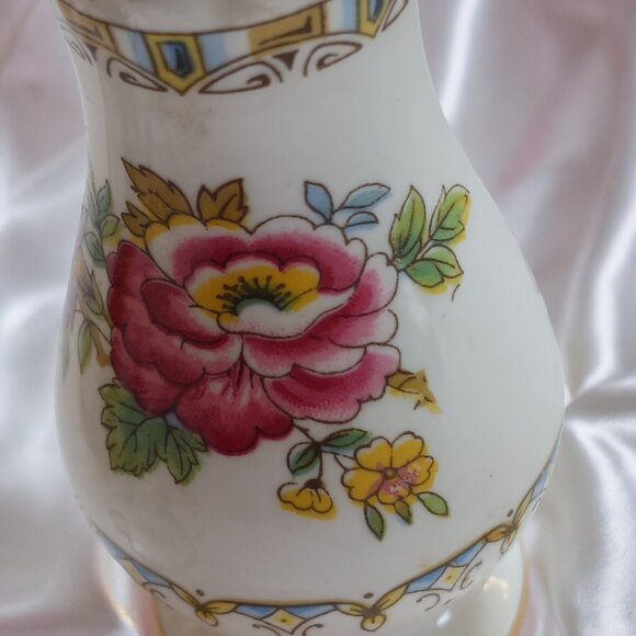 Royal Grafton Malvern Fine Bone China Four Piece Cruet Salt Pepper Shaker Set - Picture 13 of 16